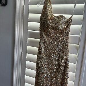 Womens Gold Sequined Sherri Hill Dress . Worn once. Size 0.